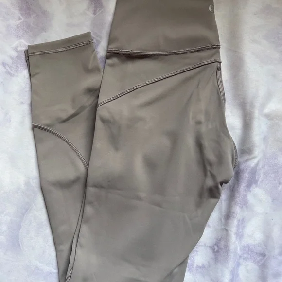 Lululemon In Movements 25” - Picture 2 of 5